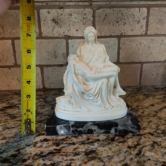Pieta Religious Figurine Mary Holding Jesus on Marble Base Signed Casea - Picture 2 of 15